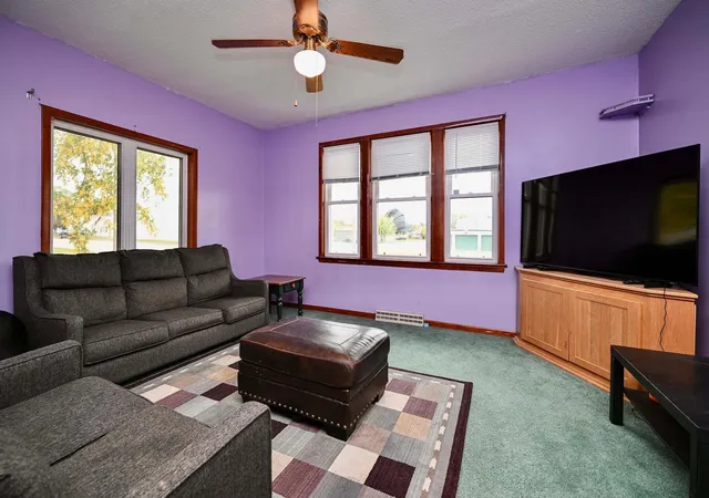 Photo 2 of Sale Pending at 1101 E Wabasha St, Winona, MN 55987 | MLS# 7160119 | Listing updated on 2026-10-19