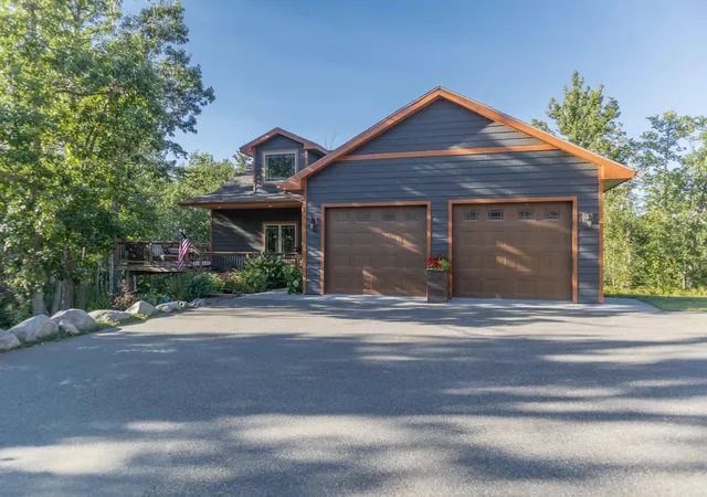 Photo 3 of Single family home for sale at 216 Margos Way SW, Bemidji, MN 56601 | MLS# 7160133 | Listing updated on 2026-10-23