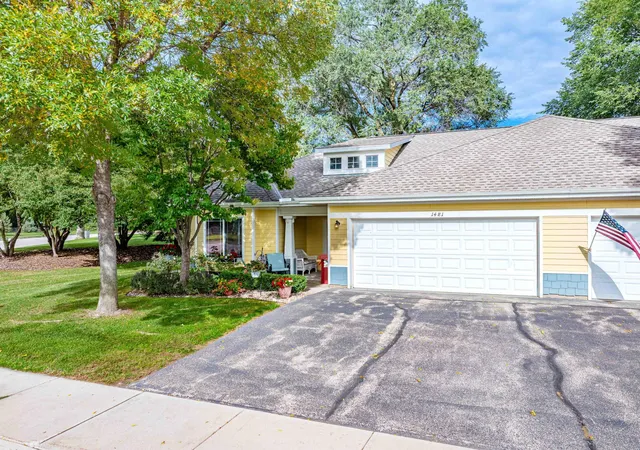 Photo 2 of Single family home for sale at 1481 Ravoux Ln, Chaska, MN 55318 | MLS# 7160145 | Listing updated on 2026-10-23