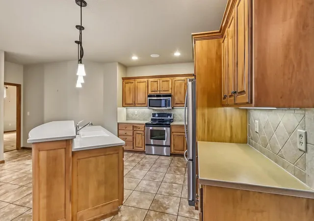 Photo 4 of Single family home for sale at 797 Villa Park Way, West Fargo, ND 58078 | MLS# 7160169 | Listing updated on 2026-10-18