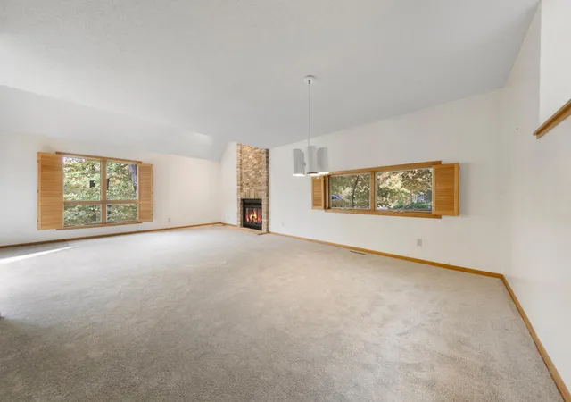 Photo 4 of Single family home for sale at 16509 Lake St Ext, Minnetonka, MN 55345 | MLS# 7160170 | Listing updated on 2026-10-21