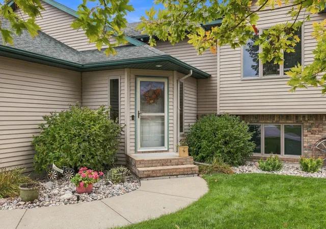 Photo 2 of Single family home for sale at 1563 7th Street E, West Fargo, ND 58078 | MLS# 7160185 | Listing updated on 2026-10-25