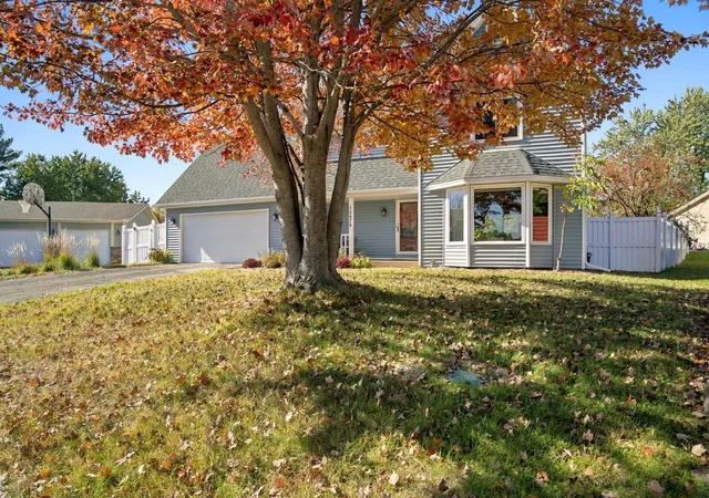 Photo 1 of Single family home for sale at 10626 Daisy Cir, Minneapolis, MN 55438 | MLS# 7160202 | Listing updated on 2026-10-22