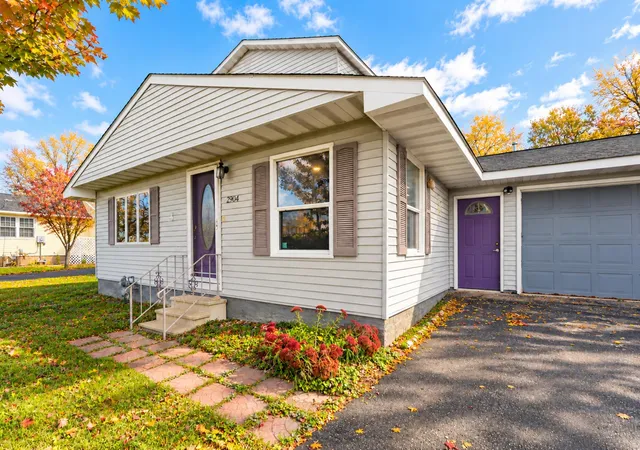 Photo 2 of Single family home for sale at 2904 11th Street Ne, Austin, MN 55912 | MLS# 7160205 | Listing updated on 2026-10-19