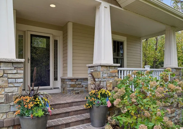 Photo 3 of Single family home for sale at 14629 Lake St Ext, Minnetonka, MN 55345 | MLS# 7160210 | Listing updated on 2026-10-19