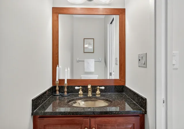 Photo 3 of Condo for sale at 100 2nd Street Se #406, Minneapolis, MN 55414 | MLS# 7160214 | Listing updated on 2026-10-18