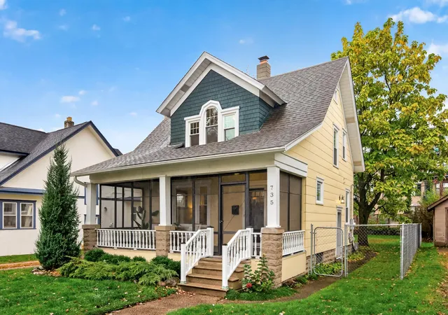 Photo 1 of Single family home for sale at 735 Curfew St, Saint Paul, MN 55114 | MLS# 7160228 | Listing updated on 2026-10-30