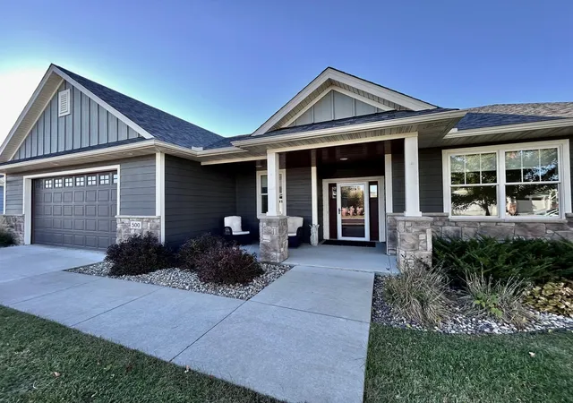 Photo 1 of Single family home for sale at 500 River Valley Ln, Dundas, MN 55019 | MLS# 7160245 | Listing updated on 2026-10-20