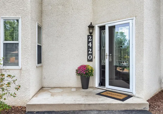 Photo 3 of Single family home for sale at 2420 Simpson St, Saint Paul, MN 55113 | MLS# 7160274 | Listing updated on 2026-10-15