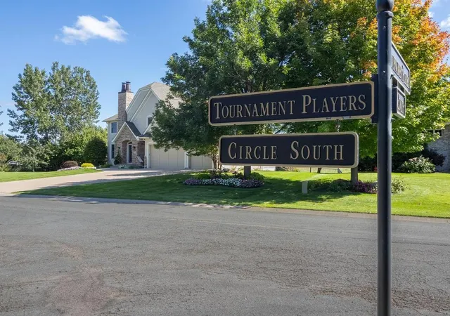 Photo 3 of Single family home for sale at 2578 Tournament Players Cir S, Minneapolis, MN 55449 | MLS# 7160307 | Listing updated on 2026-10-21