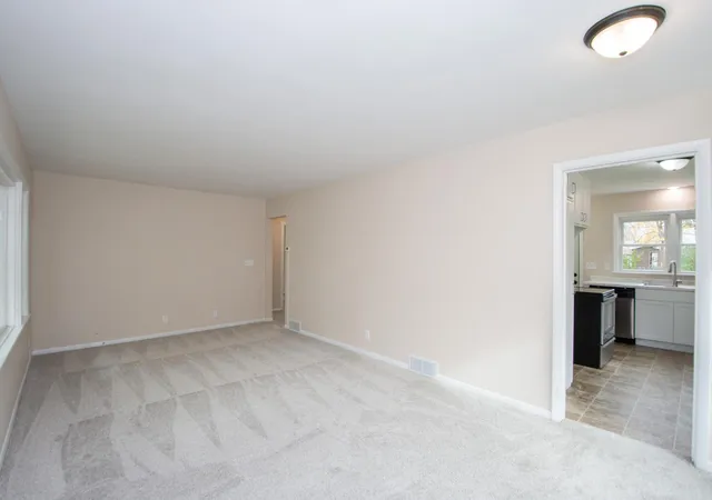 Photo 4 of Single family home for sale at 1022 9th Street S, Moorhead, MN 56560 | MLS# 7160328 | Listing updated on 2026-10-27