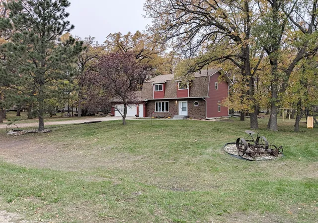Photo 3 of Single family home for sale at 5902 3rd Street N, Moorhead, MN 56560 | MLS# 7160361 | Listing updated on 2026-10-27