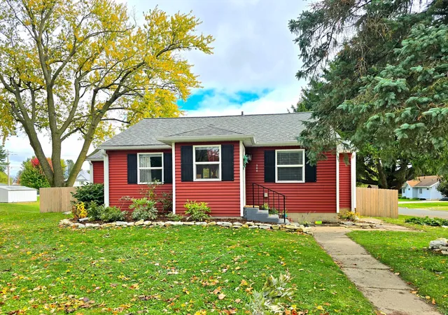 Photo 1 of Single family home for sale at 360 2nd Avenue Se, Harmony, MN 55939 | MLS# 7160398 | Listing updated on 2026-10-17