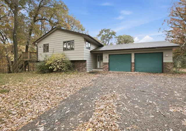 Photo 1 of Single family home for sale at 825 Chestnut St, Taylors Falls, MN 55084 | MLS# 7160407 | Listing updated on 2026-10-17