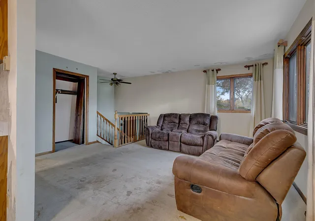 Photo 4 of Single family home for sale at 825 Chestnut St, Taylors Falls, MN 55084 | MLS# 7160407 | Listing updated on 2026-10-17