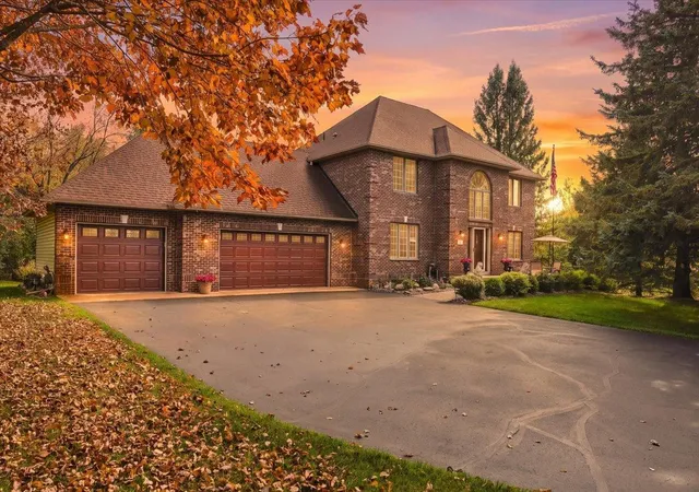 Photo 1 of Single family home for sale at 36571 Elk Ave, North Branch, MN 55056 | MLS# 7160415 | Listing updated on 2026-10-17
