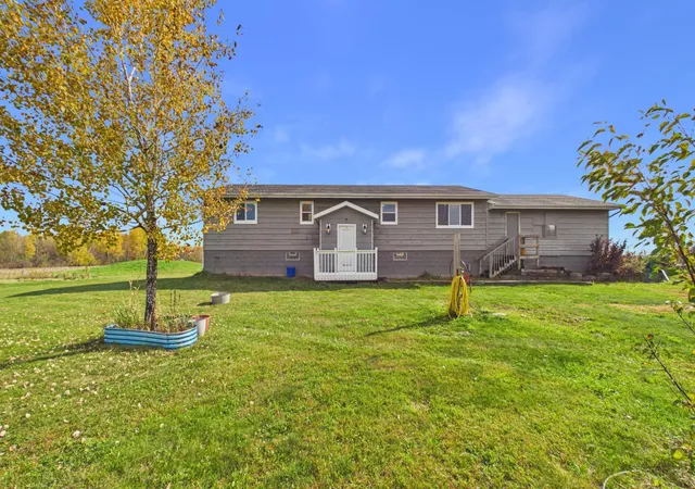 Photo 3 of Single family home for sale at 1818 Sherwood St, Mora, MN 55051 | MLS# 7160446 | Listing updated on 2026-10-21