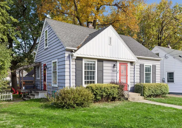 Photo 2 of Single family home for sale at 5000 E 54th Street, Minneapolis, MN 55417 | MLS# 7160459 | Listing updated on 2026-10-22