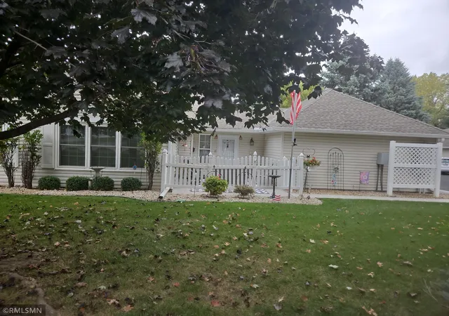 Photo 1 of Single family home for sale at 3056 Timberwood Ct #21, Saint Paul, MN 55121 | MLS# 7160477 | Listing updated on 2026-10-18