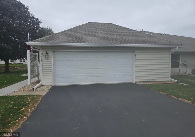 Photo 2 of Single family home for sale at 3056 Timberwood Ct #21, Saint Paul, MN 55121 | MLS# 7160477 | Listing updated on 2026-10-18