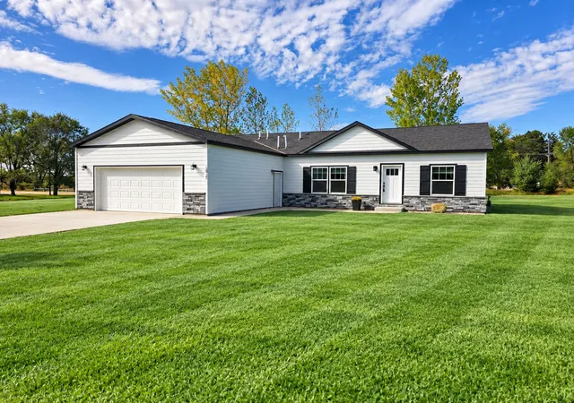 Single family home for sale at 2421 Oak Preserve Ct, Saint Cloud, MN 56304 | MLS# 7160478