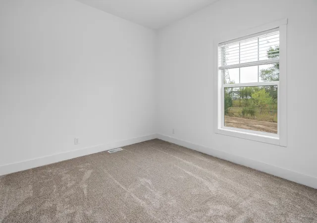 Photo 4 of Single family home for sale at 2421 Oak Preserve Ct, Saint Cloud, MN 56304 | MLS# 7160478 | Listing updated on 2026-10-16