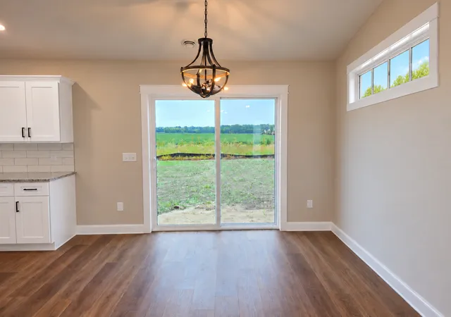 Photo 3 of Sale Pending at 2119 Lunden St, Saint Peter, MN 56082 | MLS# 7160508 | Listing updated on 2026-10-19