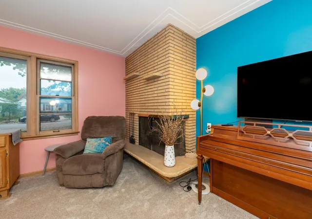 Photo 4 of Single family home for sale at 4249 Oliver Ave N, Minneapolis, MN 55412 | MLS# 7160518 | Listing updated on 2026-10-22