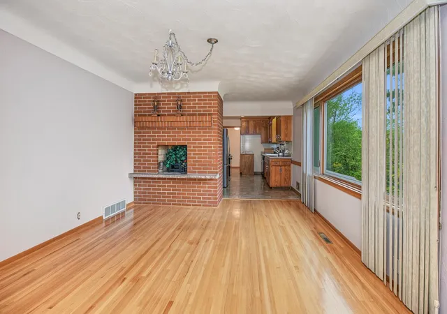 Photo 3 of Single family home for sale at 556 Turin Ave, South Saint Paul, MN 55075 | MLS# 7160541 | Listing updated on 2026-10-21