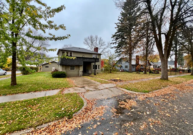 Photo 3 of Single family home for sale at 218 8th Avenue, Bovey, MN 55709 | MLS# 7160572 | Listing updated on 2026-10-20
