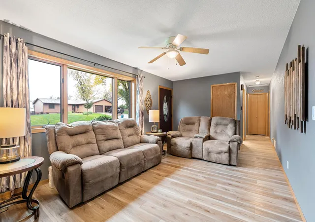 Photo 3 of Sale Pending at 1085 Robert Pl Sw, Owatonna, MN 55060 | MLS# 7160576 | Listing updated on 2026-10-19