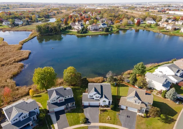 Photo 1 of Single family home for sale at 6622 Ashton Cir, Shakopee, MN 55379 | MLS# 7160589 | Listing updated on 2026-10-22