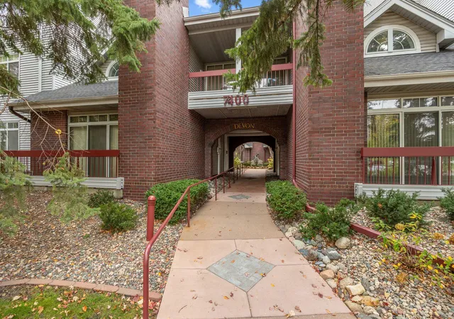 Condo for sale at 7400 Edinborough Way #5205, Minneapolis, MN 55435 | MLS# 7160605