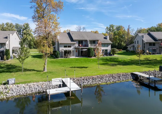 Single family home for sale at 517 W Riverview Dr, Waterville, MN 56096 | MLS# 7160609