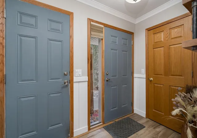 Photo 3 of Single family home for sale at 517 W Riverview Dr, Waterville, MN 56096 | MLS# 7160609 | Listing updated on 2026-10-21