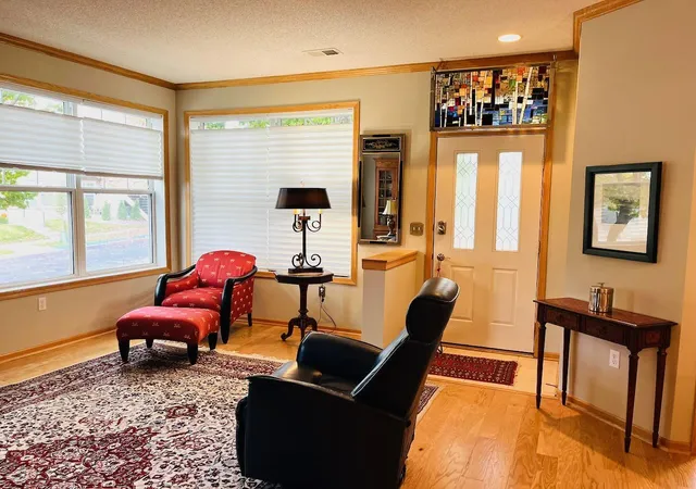 Listing Photo 4 - Condo for sale in building located at 7930 Golden Vly Rd, Golden Valley, MN 55427 - Unit #1