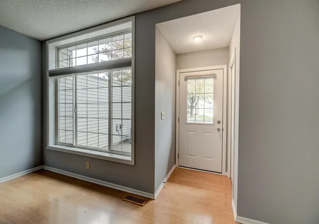 Photo 3 of Single family home for sale at 9361 Turnberry Alcove, Saint Paul, MN 55125 | MLS# 7160663 | Listing updated on 2026-10-21