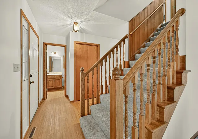Photo 1 of Single family home for sale at 2829 Shadow Dr SE, Rochester, MN 55904 | MLS# 7160683 | Listing updated on 2026-10-29