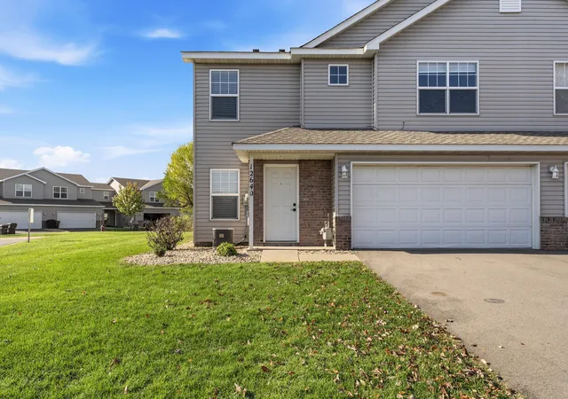 Photo 3 of Single family home for sale at 12640 Pond View Rd, Zimmerman, MN 55398 | MLS# 7160699 | Listing updated on 2026-10-22