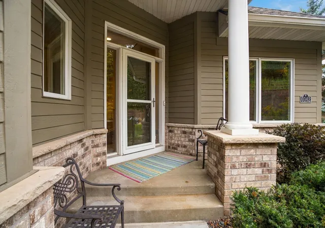 Photo 1 of Single family home for sale at 6042 Clarion Cir, Hopkins, MN 55343 | MLS# 7160714 | Listing updated on 2026-10-23