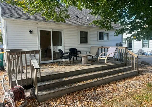 Photo 3 of Single family home for sale at 611 S Swift Ave, Litchfield, MN 55355 | MLS# 7160731 | Listing updated on 2026-10-19