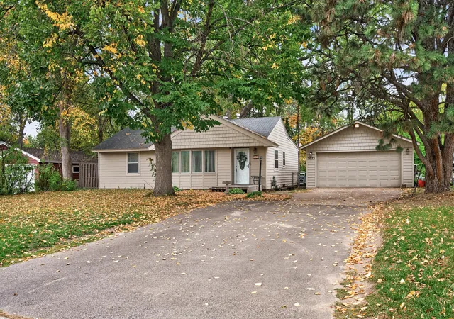 Photo 3 of Single family home for sale at 2071 Cedar Ave, Saint Paul, MN 55110 | MLS# 7160750 | Listing updated on 2026-10-22