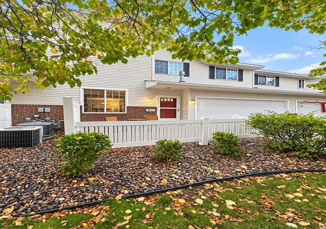 Photo 1 of Single family home for sale at 3001 Juniper Ln #I, Saint Paul, MN 55125 | MLS# 7160757 | Listing updated on 2026-10-16