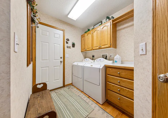 Photo 4 of Townhouse for sale at 616 Obrien Pkwy, Belle Plaine, MN 56011 | MLS# 7160763 | Listing updated on 2026-10-22