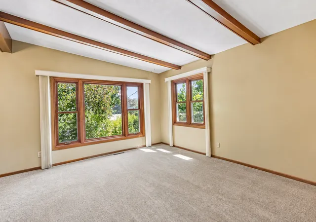 Photo 1 of Single family home for sale at 95 15th Avenue SW, Saint Paul, MN 55112 | MLS# 7160764 | Listing updated on 2026-10-16