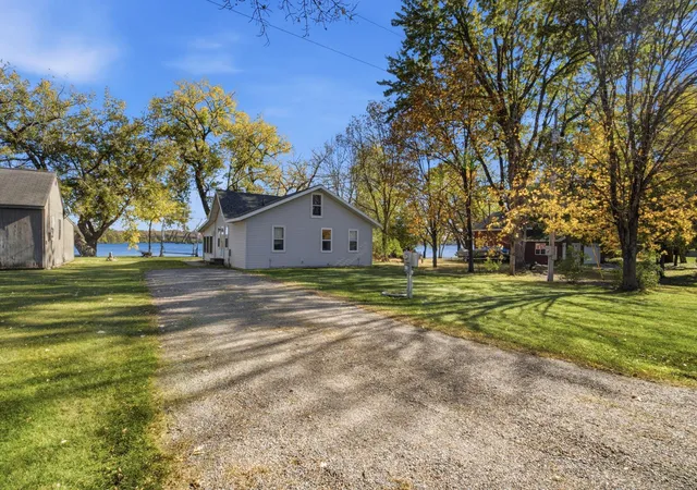 Photo 3 of Sale Pending at 12919 42nd Street Ne, Spicer, MN 56288 | MLS# 7160777 | Listing updated on 2026-10-21