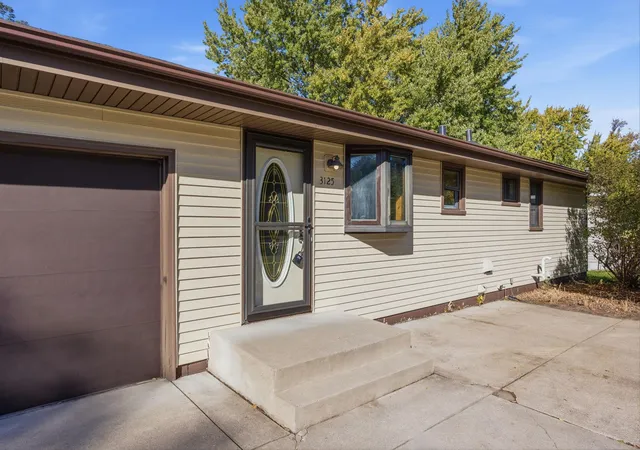 Photo 3 of Single family home for sale at 3125 Boone Ave N, Minneapolis, MN 55427 | MLS# 7160779 | Listing updated on 2026-10-23