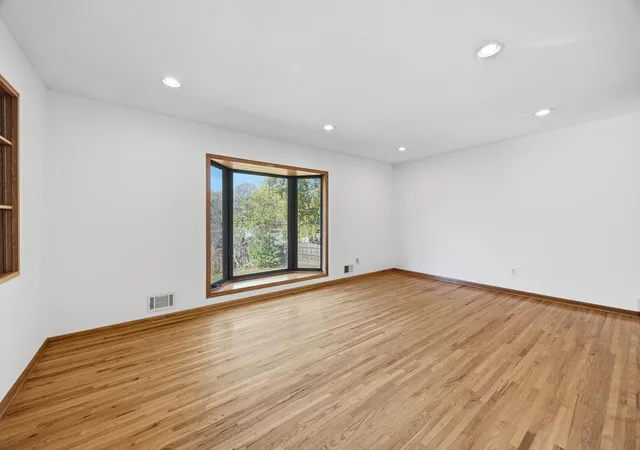Photo 4 of Single family home for sale at 3125 Boone Ave N, Minneapolis, MN 55427 | MLS# 7160779 | Listing updated on 2026-10-23