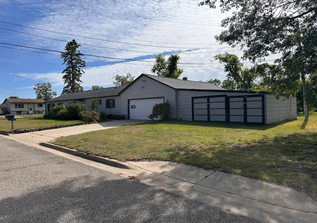 Photo 1 of Single family home for sale at 1318 2nd Street Se, Bemidji, MN 56601 | MLS# 7160780 | Listing updated on 2026-10-20