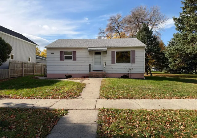 Single family home for sale at 409 3rd Street S, Breckenridge, MN 56520 | MLS# 7160790